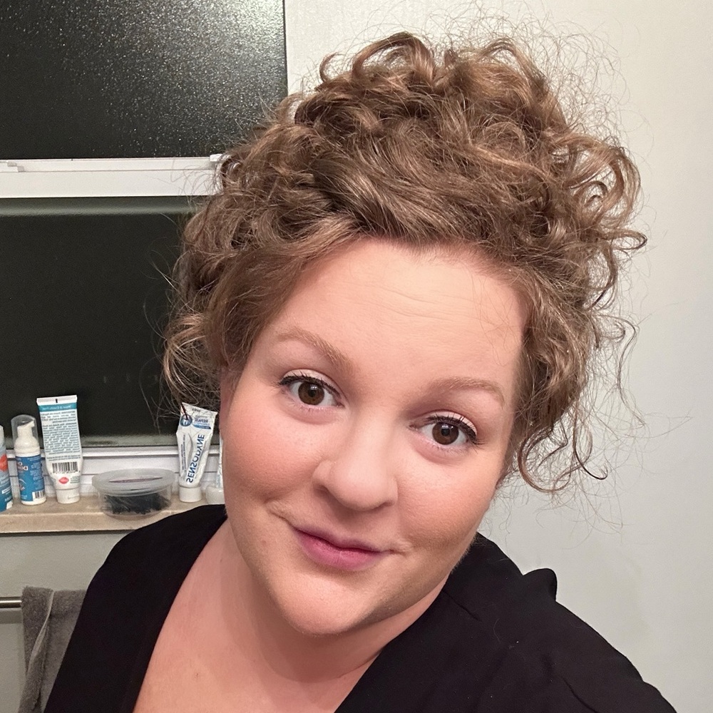 Meet your Posher, Diana